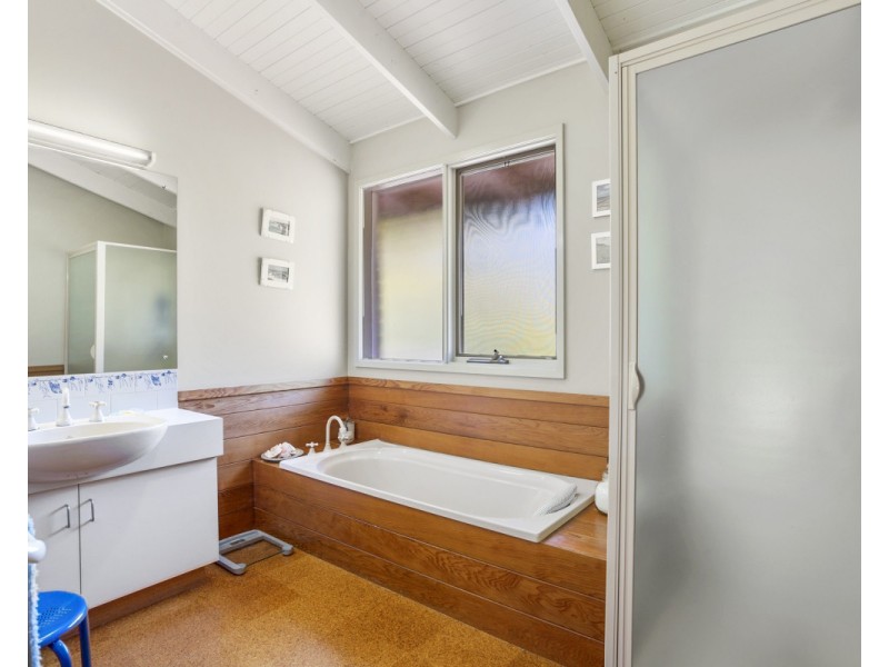 37 Albert Street, Woodford VIC 3281