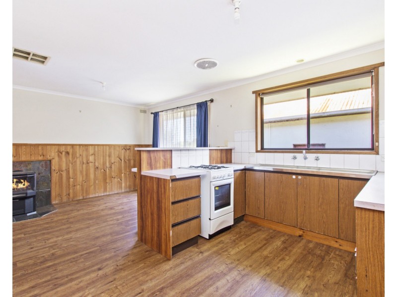 39 Ziegler Parade, Allansford VIC 3277