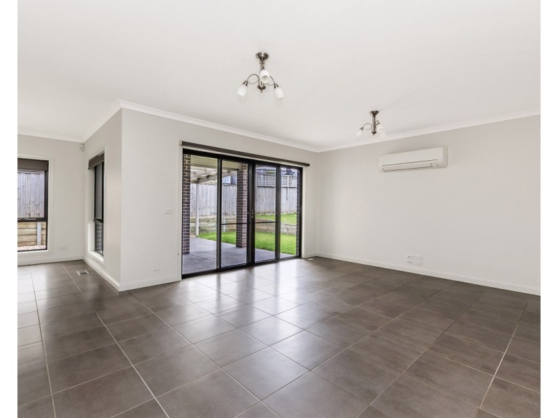 12 Dennington Rise, Dennington VIC 3280