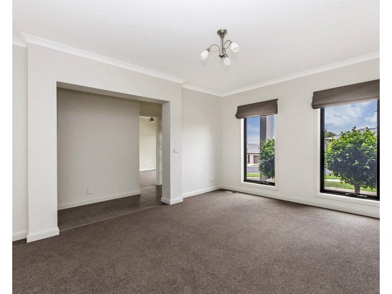 12 Dennington Rise, Dennington VIC 3280