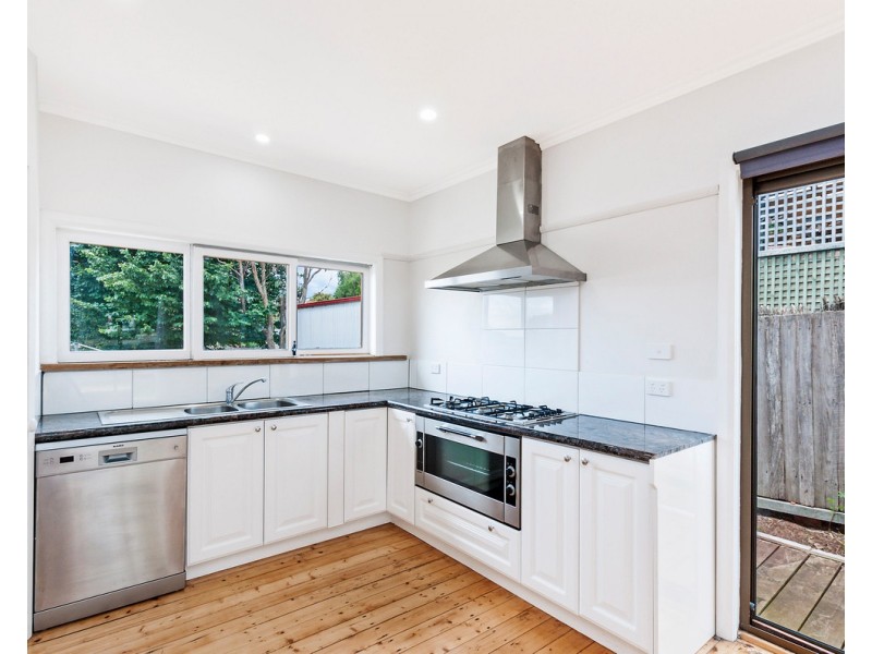 8 Kiama Avenue, Warrnambool VIC 3280