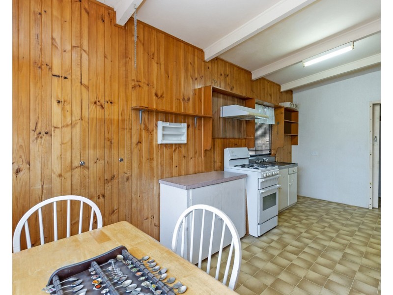 8 Bates Road, Warrnambool VIC 3280