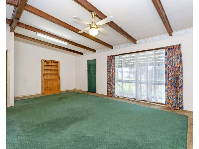 8 Bates Road, Warrnambool VIC 3280