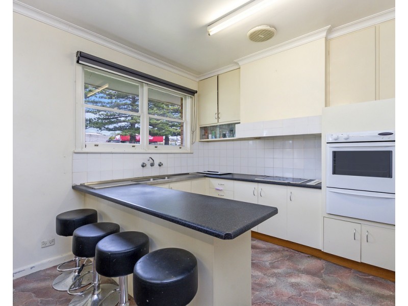 4 Walter Crescent, Warrnambool VIC 3280