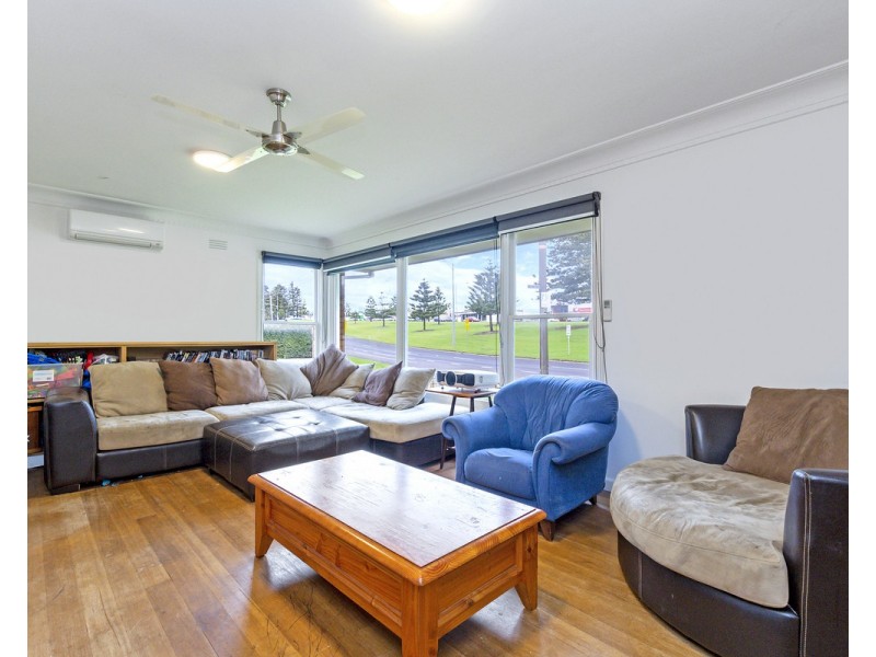 4 Walter Crescent, Warrnambool VIC 3280