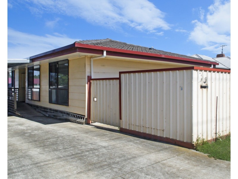 39 Ziegler Parade, Allansford VIC 3277