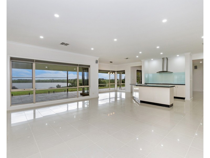 2 Rutledge Street, Winslow VIC 3281