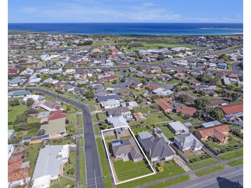 359 Raglan Parade, Warrnambool VIC 3280