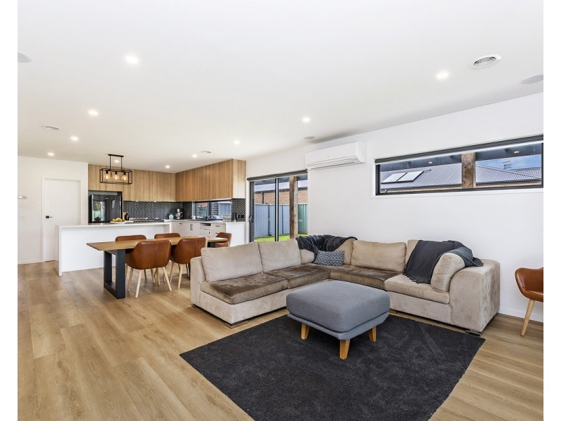 35 Channing Drive, Koroit VIC 3282