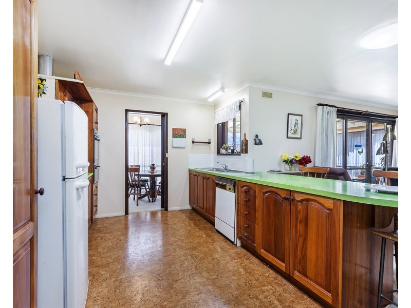 22 Nayler Crescent, Warrnambool VIC 3280