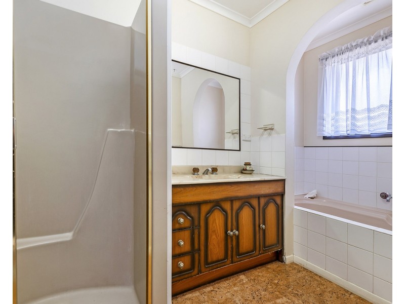 22 Nayler Crescent, Warrnambool VIC 3280