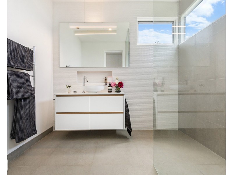 2 Brebner Close, Warrnambool VIC 3280