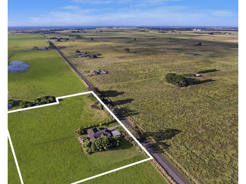 224 Burrells Flat Road, Southern Cross VIC 3283