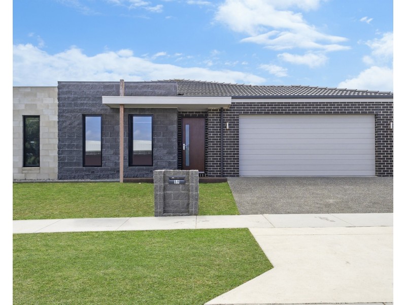 59 Dennington Rise, Warrnambool VIC 3280