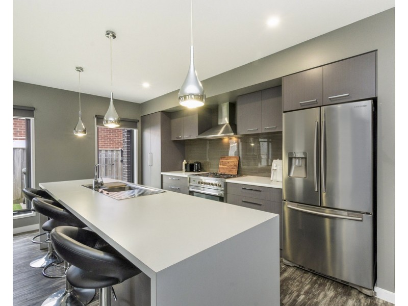 59 Dennington Rise, Warrnambool VIC 3280