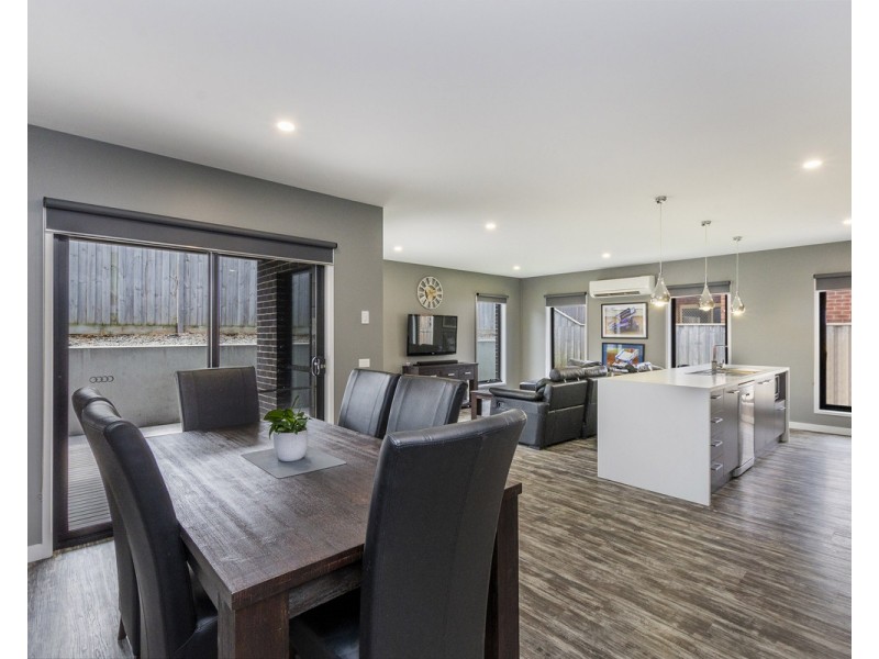 59 Dennington Rise, Warrnambool VIC 3280