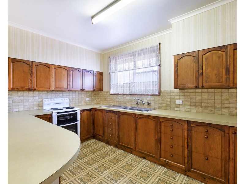 17 Nayler Crescent, Warrnambool VIC 3280