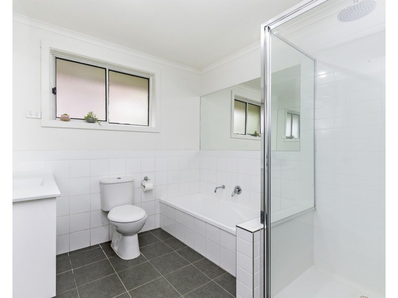 65 Wollaston Road, Warrnambool VIC 3280
