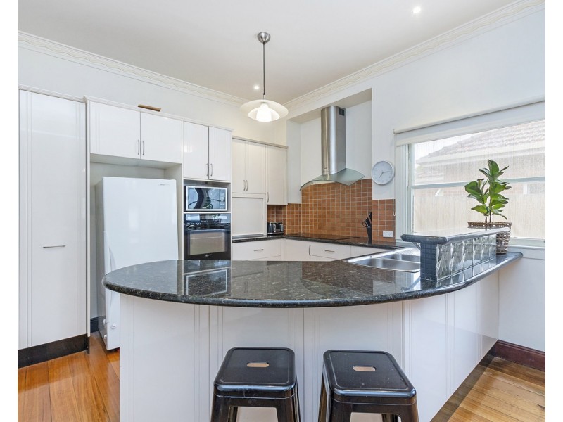 43 Canterbury Road, Warrnambool VIC 3280