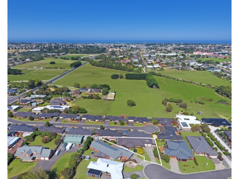 6 Chenoweth Court, Warrnambool VIC 3280