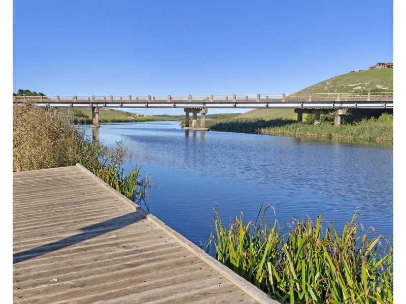 15 The Esplanade, Dennington VIC 3280