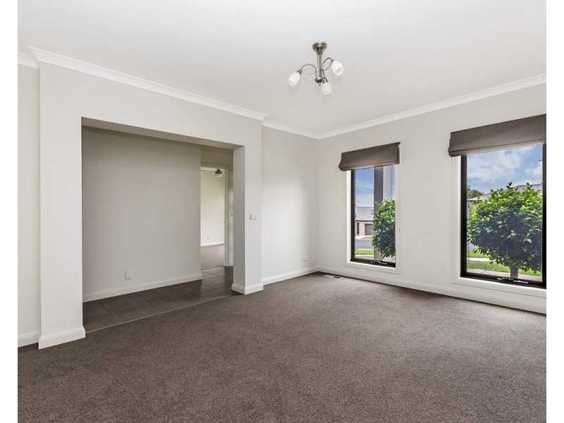 12 Dennington Rise, Dennington VIC 3280