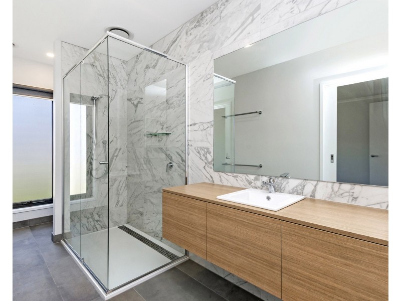 1 Gat Sing Way, Warrnambool VIC 3280