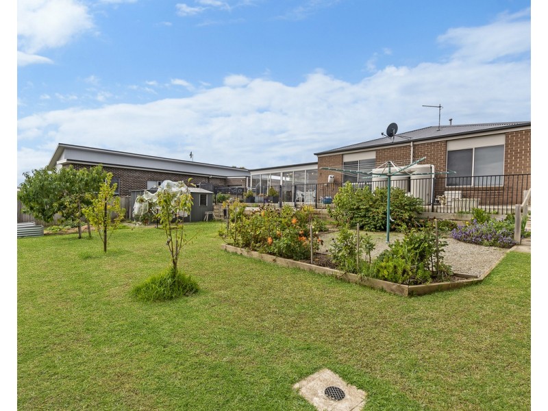 29 Dennington Rise, Warrnambool VIC 3280