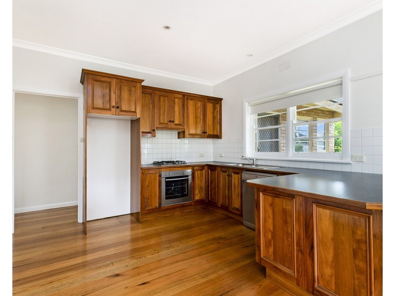 9 Birdwood Avenue, Warrnambool VIC 3280