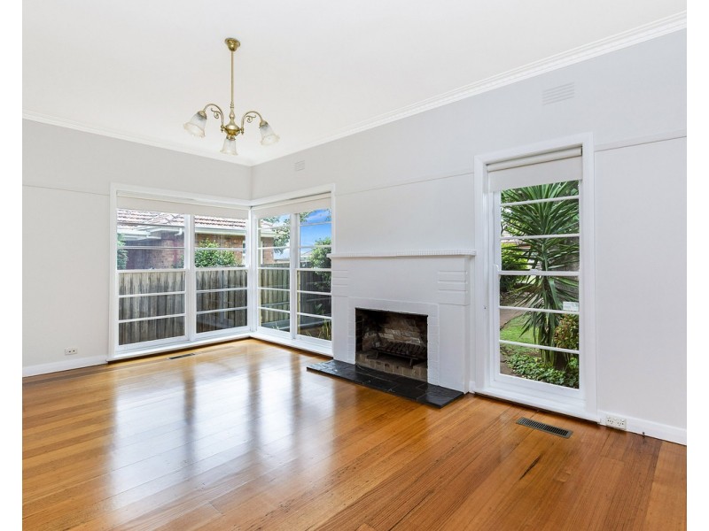 9 Birdwood Avenue, Warrnambool VIC 3280