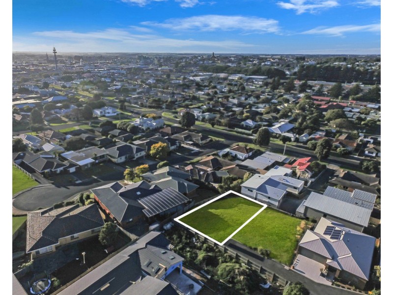 8 Allwood Rise, Warrnambool VIC 3280