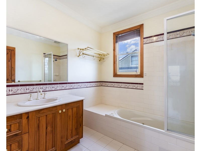 12 Bayview Terrace, Warrnambool VIC 3280