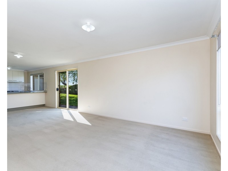 7 Bourke Avenue, Koroit VIC 3282