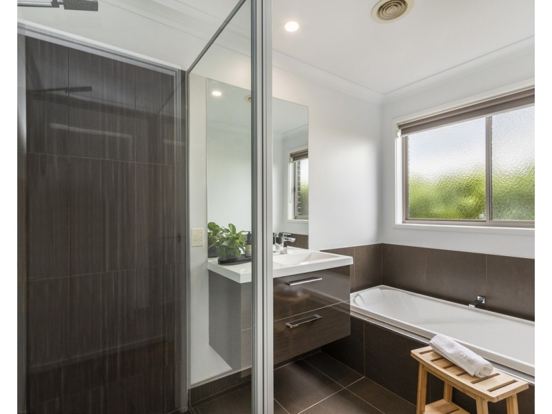 52 Dennington Rise, Warrnambool VIC 3280
