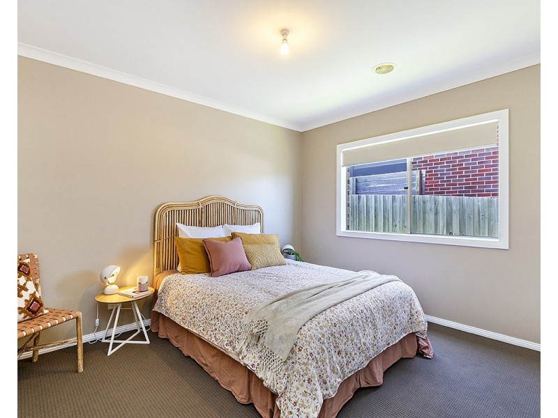 8 Chenoweth Court, Warrnambool VIC 3280