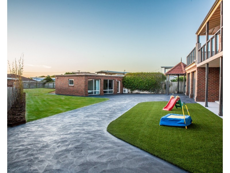 15 Omega Crescent, Warrnambool VIC 3280