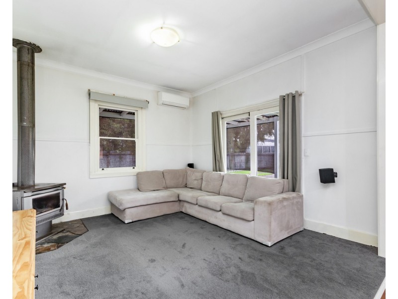 36 Burkes Road, Terang VIC 3264