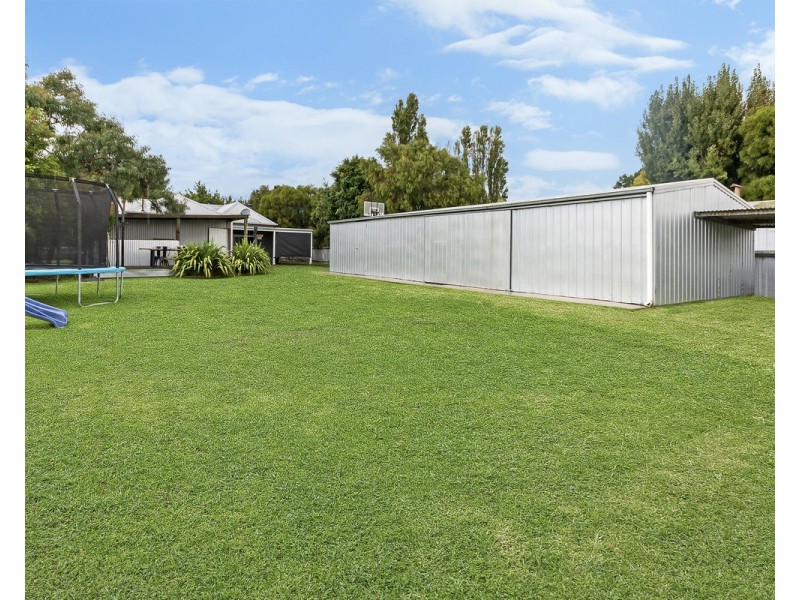 36 Burkes Road, Terang VIC 3264