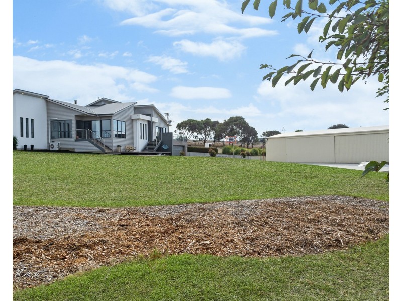 50 Douglas Lane, Illowa VIC 3282