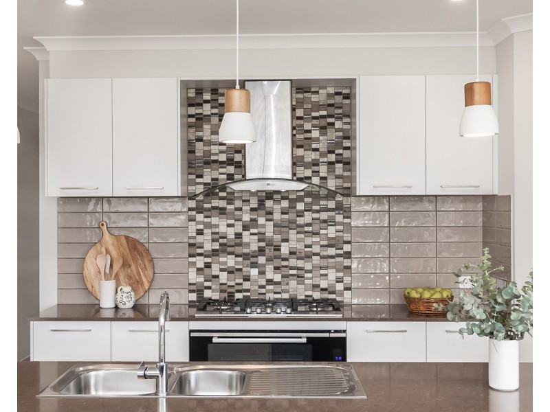 18 McGinness Way, Warrnambool VIC 3280