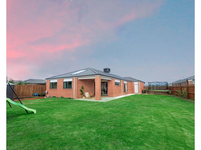 18 McGinness Way, Warrnambool VIC 3280