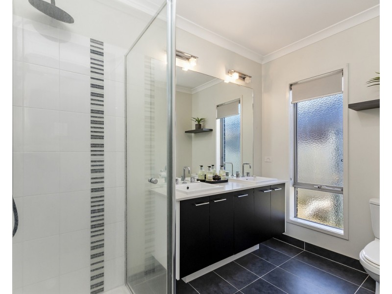 30 Boston Drive, Warrnambool VIC 3280