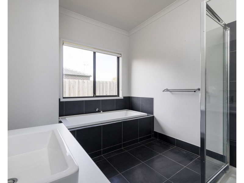 83 Boston Drive, Warrnambool VIC 3280