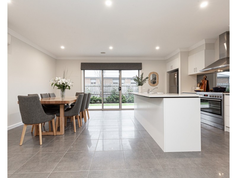 11 McGinness Way, Warrnambool VIC 3280