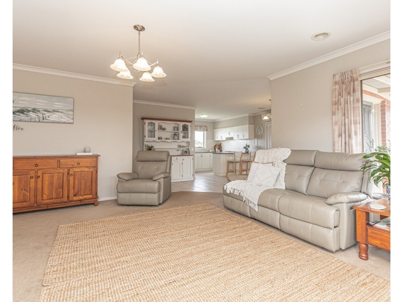6 Baudin Court, Warrnambool VIC 3280