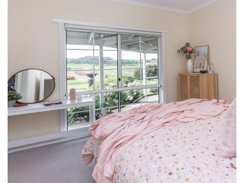 695 Princes Highway, Illowa VIC 3282
