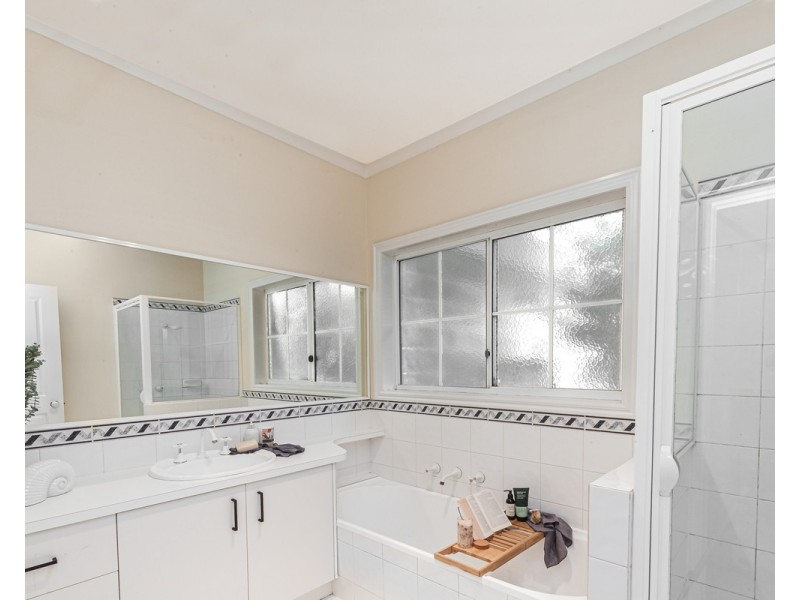695 Princes Highway, Illowa VIC 3282