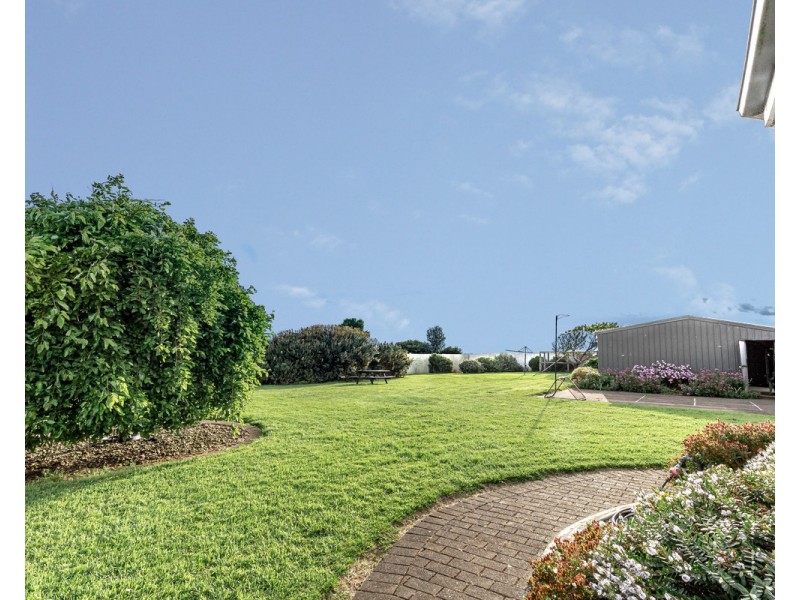695 Princes Highway, Illowa VIC 3282