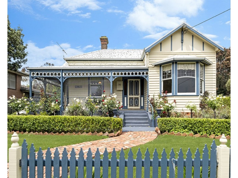 99 Grey Street, Terang VIC 3264