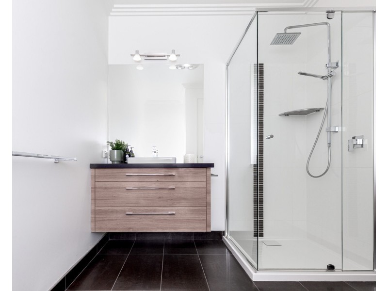 11 Spring Garden Drive, Warrnambool VIC 3280